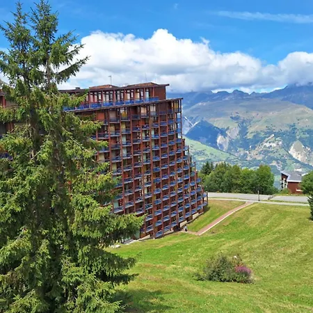 Beautiful With Balcony - View Apartment